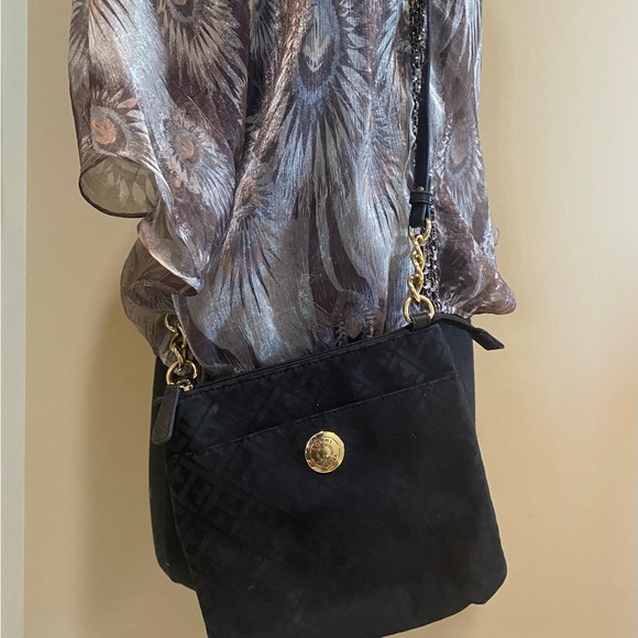 Tommy Hilfiger Handbags - Tommy Hilfiger Classic Black Crossbody Purse